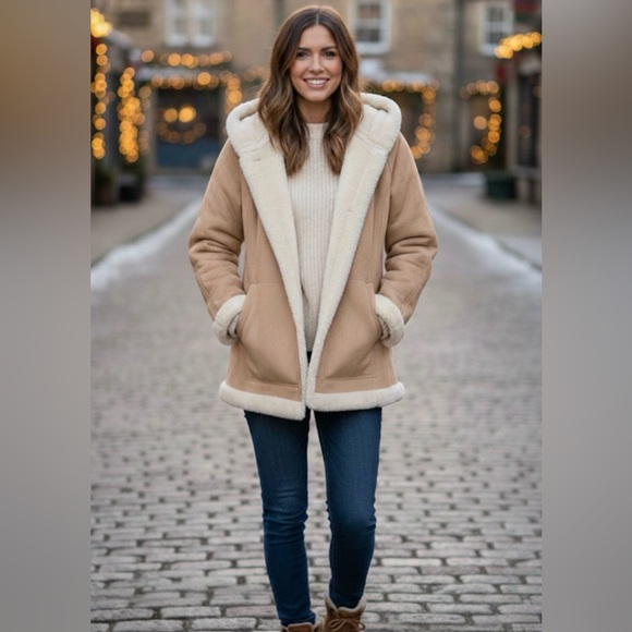 Mackintosh Jackets & Blazers - Gorgeous Mackintosh New England‎ Tan Suede Style Jacket with shearling lining